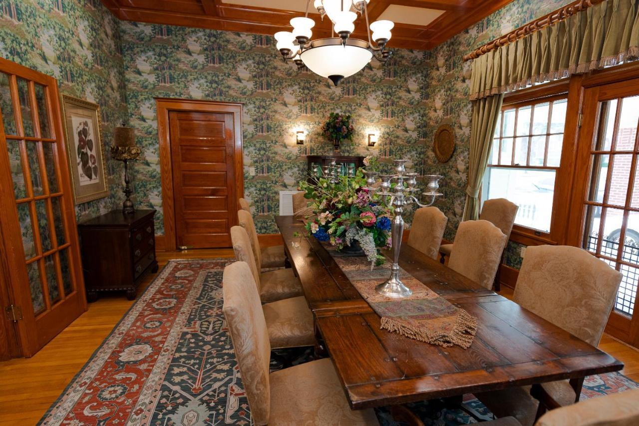 Hotel Captain Henderson House à Arkadelphia Extérieur photo