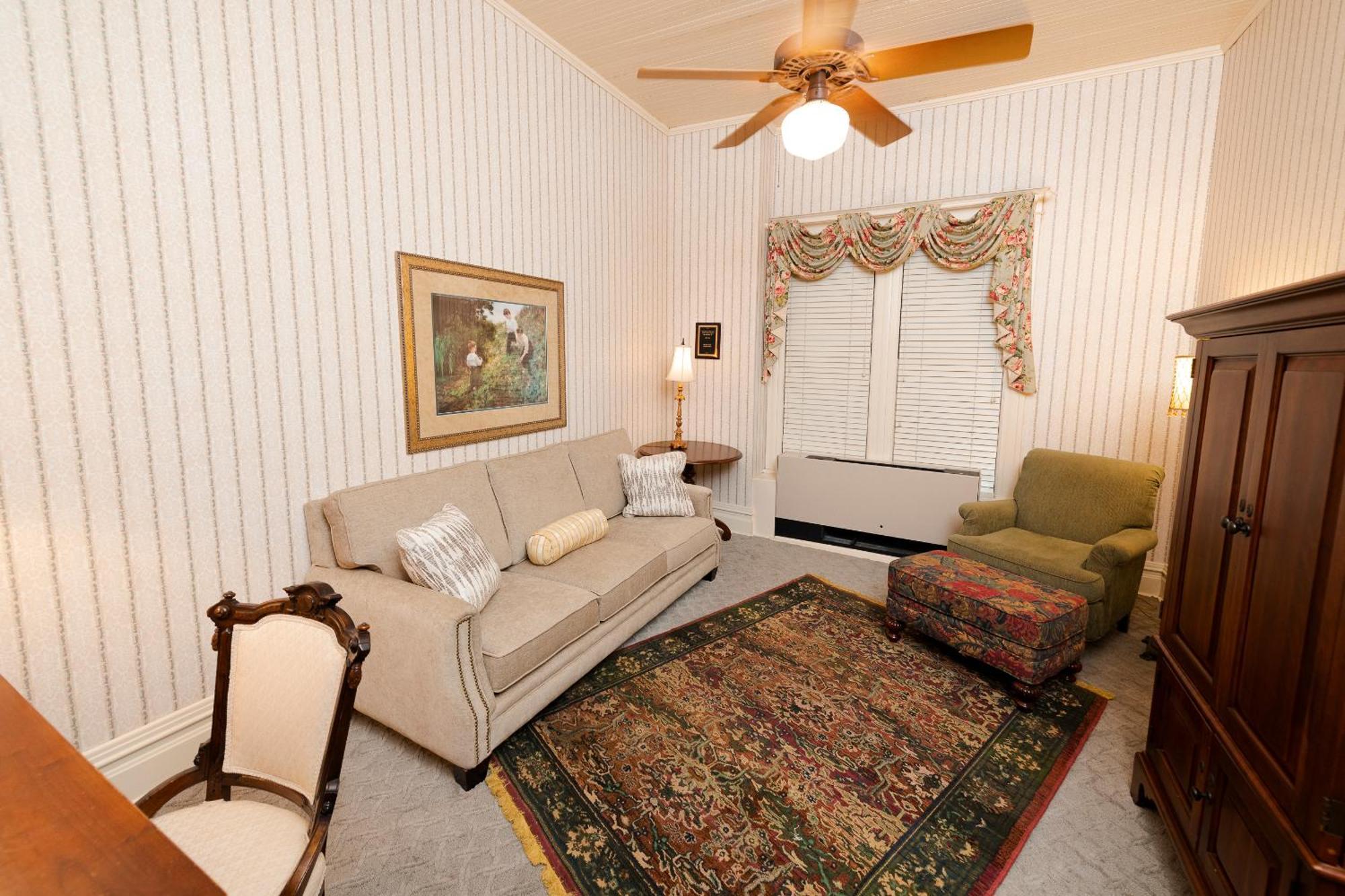 Hotel Captain Henderson House à Arkadelphia Chambre photo
